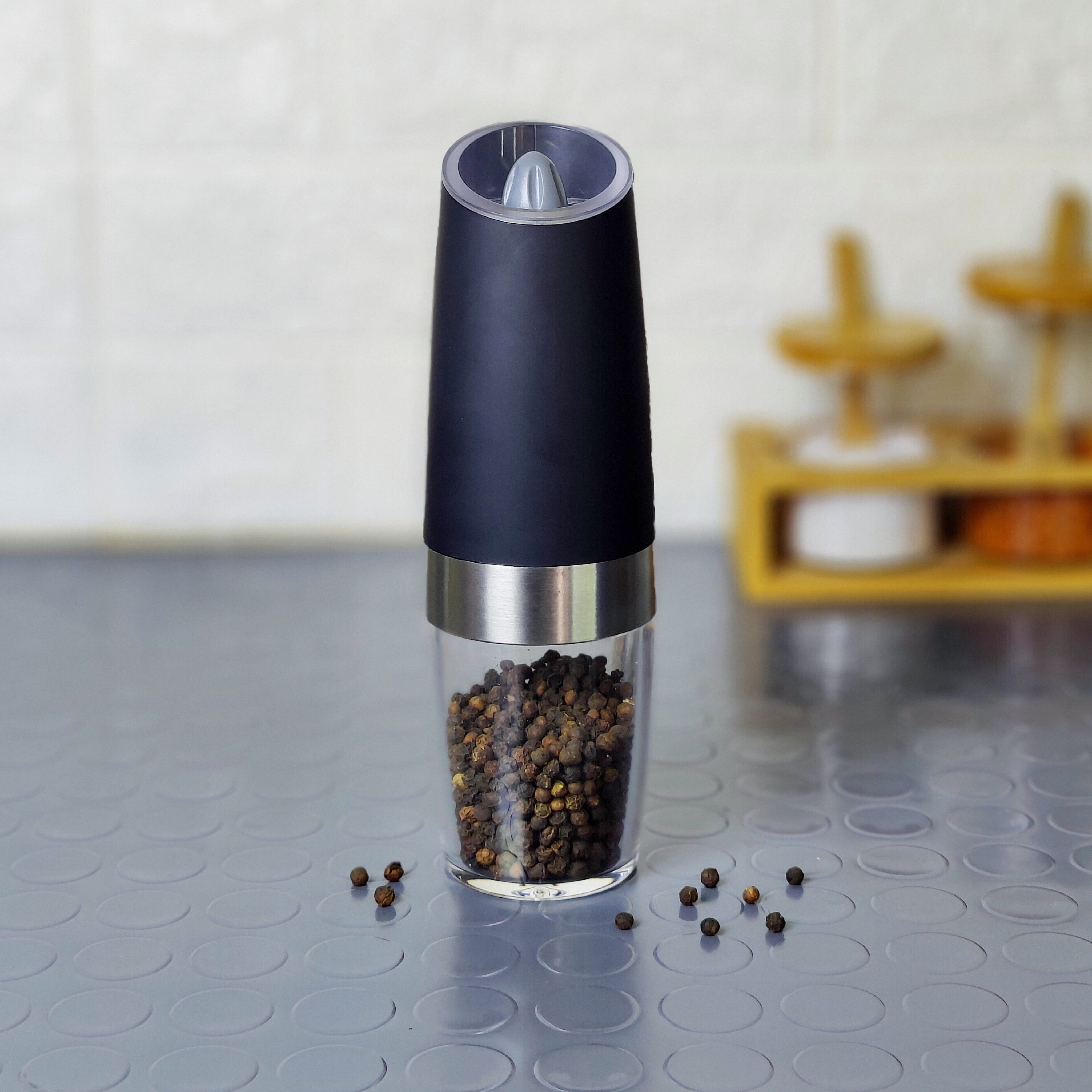 Electric Salt & Pepper Grinder - Automatic Spice Mill with Adjustable Coarseness